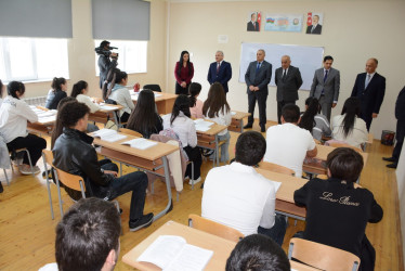 Rayon rəhbəri Xoruzlu kənd tam orta məktəbində mövcud şəraitlə tanış olub