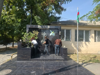 27 sentyabr Anım gününün altıncı ildönümü ilə əlaqədar rayon ərazisində şəhid məzarlarının və abidələrinin, baralyeflərin, şəkil lövhələrinin ətrafında təmizlik işləri aparılıb