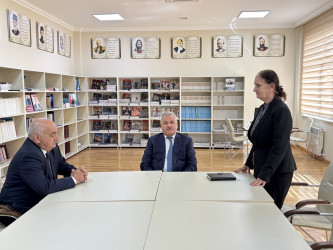 İcra başçısı ictimai şuranın sədrini və şura üzvünü qəbul edib