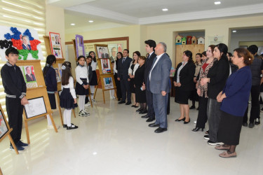 Ümummilli Lider  Heydər Əliyevin 103-cü ildönümünə həsr edilmiş ümumtəhsil məktəblərinin şagirdlərinin rəsm və əl işlərindən ibarət sərgi keçirilib