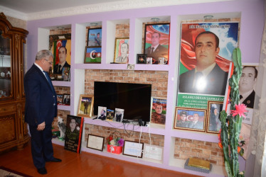 Rayon rəhbəri “Konstitusiya və Suverenlik İli” çərçivəsində Səhlabad və Əskipara kəndlərindən olan şəhid ailələri ilə görüş keçirib