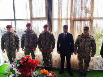 Vətən Müharibəsi şəhidi Cahangir Surxayzadənin beşinci ildönümü ilə əlaqədar məzarı və ailəsi ziyarət edilib