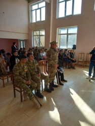 Sarov kənd tam orta məktəbində “Vətən mənə oğul desə...44 günlük zəfər tariximiz şagirdlərimizin gözü ilə” layihəsi çərçivəsində inşa müsabiqəsi keçirilib