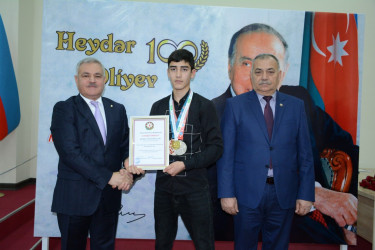 “Heydər Əliyev İli -2023”: Tərtərdə “Heydər Əliyev İli” çərçivəsində keçirilmiş yaradıcılıq festivallarının, müxtəlif nominasiyalar üzrə  müsabiqələrin qalibləri mükafatlandırılıb