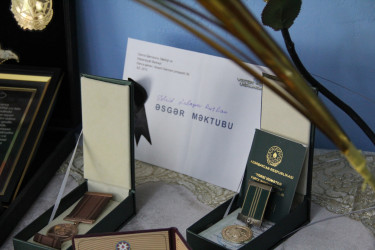 Tərtərdə "Qəhrəmanlarımızı unutmayaq" başlığı altında növbəti şəhid ailəsinə ziyarət təşkil edilib.