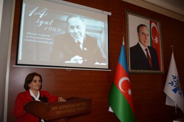 “Konstitusiya və Suverenlik ili - 2025”: “14 iyul 1969-cu  il: Müstəqil və             qüdrətli Azərbaycanın təməlinin qoyuldugu gün”  mövzusunda  tədbir keçirilib