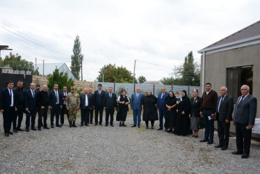 Rayon rəhbəri “Konstitusiya və Suverenlik İli” çərçivəsində Bəyimsarov, Sarov və Borsunlu kəndindən olan şəhid ailələri və qazilərlə görüş keçirib