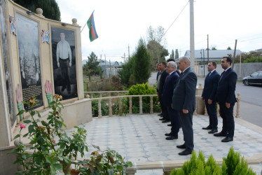 Rayon rəhbəri “Konstitusiya və Suverenlik İli” çərçivəsində Ələsgərli və Sarıcalı kəndindən olan şəhid ailələri və qazilərlə görüş keçirib