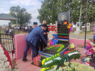 Tərtərdə Vətən müharibəsi şəhidi Məmmədli Sənanın ad günü məzarı önündə qeyd olundu