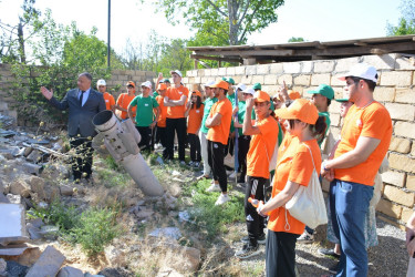 “Heydər Əliyev İli-2023”: rayon rəhbəri “Səfəvi” gənclərin vətənpərvərlik düşərgəsində iştirak edən gənclərlə görüşüb