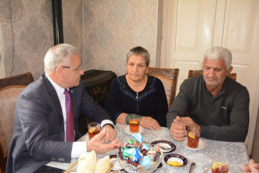 Rayon rəhbəri “Konstitusiya və Suverenlik İli” çərçivəsində mülki şəhid anası Könül İbrahimovanı ad günü münasibəti ilə təbrik edib