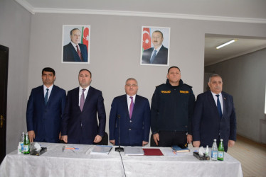 Rayon rəhbərinin növbəti səyyar-qəbul görüşü Yuxarı Qapanlı kəndində keçirilib