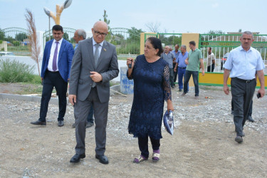 Milli Məclisin deputatı Sahib Alıyev Azad Qaraqoyunlu və Qazyan kəndlərində seçicilərlə görüşüb