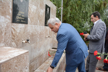 Rayon rəhbəri “Konstitusiya və Suverenlik İli” çərçivəsində İsmayılbəyli kəndində şəhid ailələri ilə görüş keçirib