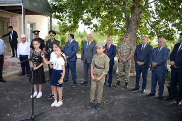 Tərtər rayonunun Ələsgərli kəndində  “Azərbaycan Bayrağı” ordenli şəhid Ruslan Şahbazovun ad günündə xatirəsinə ucaldılmış abidənin açılışı olub