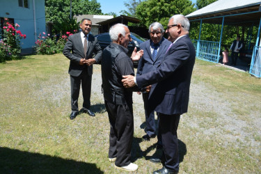Rayon rəhbəri birinci Qarabağ müharibəsində itkin düşmüş,  şəhid Kəmaləddin Alışovun atası  Əhəd Alışovu 90 illik yubileyi münasibəti ilə təbrik edib