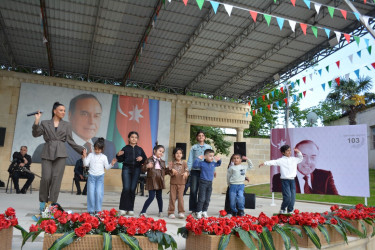 Tərtərdə Ümummilli Lider Heydər Əliyevin anadan olmasının 103-cü ildönümünə həsr olunmuş konsert proqramı təşkil olunub