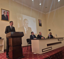 Tərtərdə Ümummilli Lider Heydər Əliyevin anadan olmasının 103-cü il dönümünə həsr olunmuş "Xalqa bağışlanan ömür" adlı tədbir keçirilib.