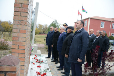 Rayon rəhbərinin növbəti səyyar-qəbul görüşü Yuxarı Qapanlı kəndində keçirilib