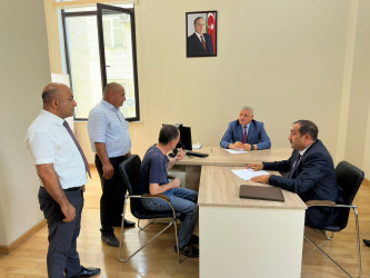Rayon rəhbəri tərəfindən növbəti dəfə vətəndaşların müraciətləri dinlənilib