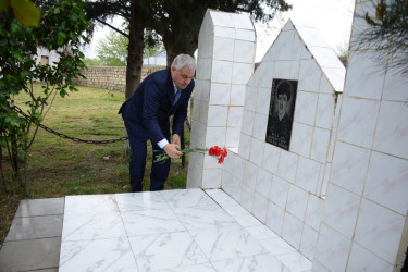 Rayon rəhbəri İsmayılbəyli kənd tam orta məktəbində mövcud şəraitlə tanış olub