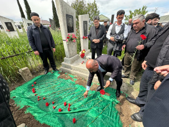 Tərtərdə Şəhid Əsədov Mahir Yelmar oğlunun anası Əsədova Zelimə Fərman qızının dəfn mərasimi keçirilib.