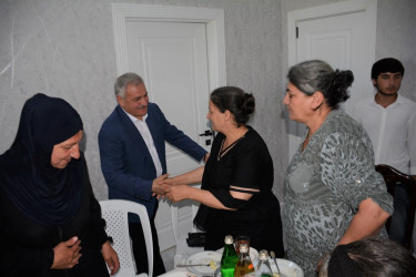 Tərtər Rayon İcra Hakimiyyətinin başçısı Müstəqim Məmmədov şəhid ailələri ilə görüşüb
