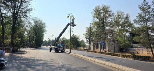 Tərtər şəhərində şəhərdaxili küçə və prospektlərdə gecə işıqlandırma sistemlərinin təmir işləri aparılır