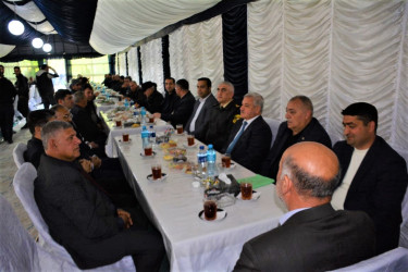 Rayon rəhbəri Birinci Qarabağ müharibəsi qazisinin bacısının yas mərasimində iştrak edib