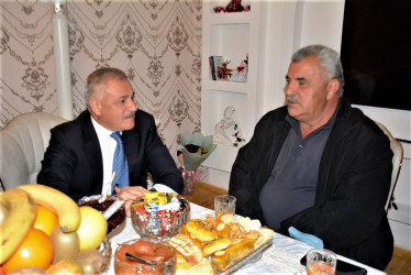 İcra başçısı Birinci Qarabağ müharibəsi əlili İfrail Məmmədovu ziyarət edib