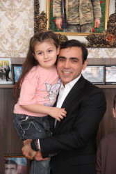 Milli Məclisin deputatı Anar Məmmədov şəhid Azər Qasımovun ailəsini ziyarət edib