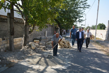 İcra başçısı şəhərin küçələrində aparılan əsaslı təmir işləri ilə yerində tanış olub