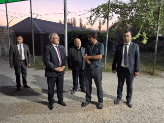 Tərtər Rayon İcra Hakimiyyətinin başçısı 27 Sentyabr – Anım Günü ilə əlaqədar Vətən müharibəsi şəhidi Mirzəli Rəşadın ailəsini ziyarət edib