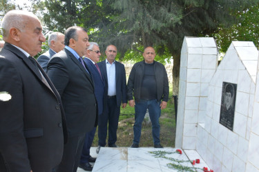 Rayon rəhbəri İsmayılbəyli kənd tam orta məktəbində mövcud şəraitlə tanış olub