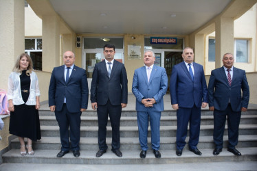 İcra başçısı “Bilik Günü” münasibəti ilə ümumtəhsil məktəblərində olub