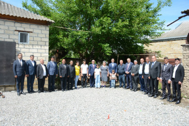 Rayon rəhbəri Milli Məclisin Deputatı ilə birlikdə şəhid Şəldiyev Talıbın ailəsini ziyarət edib