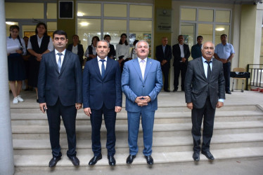 İcra başçısı “Bilik Günü” münasibəti ilə ümumtəhsil məktəblərində olub