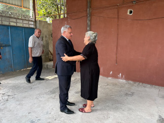 Tərtər Rayon İcra Hakimiyyətinin başçısı 27 Sentyabr – Anım Günü ilə əlaqədar Vətən müharibəsi şəhidi Azər Qasımovun ailəsini ziyarət edib