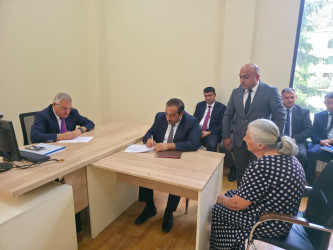 Tərtər Rayon İcra Hakimiyyətinin başçısı Müstəqim Məmmədov növbəti dəfə vətəndaşların müraciətlərini dinləyib