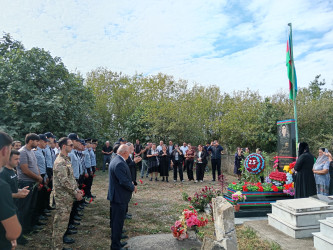 Vətən Müharibəsi şəhidi Rüstəm Hacıyevin şəhadətə qovuşmasının 6-cı ildönümü münasibətilə məzarı ziyarət olunub