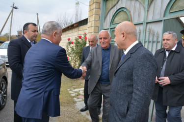 Tərtər Rayon İcra Hakimiyyətinin başçısı Müstəqim Məmmədov şəhid Haqverdi Məmmədovun ailəsi ilə görüşüb