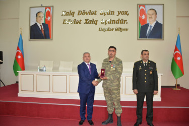 Tərtərdə Vətən müharibəsi qazilərinə və iştirakçılarına medallar təqdim olunub