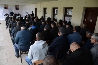 Rayon rəhbərinin növbəti səyyar-qəbul görüşü İsmayılbəyli kəndində keçirilib