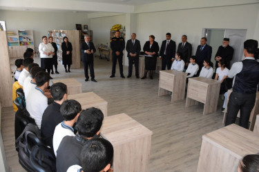 Rayon rəhbəri Azad Qaraqoyunlu kənd tam orta məktəbində mövcud şəraitlə tanış olub