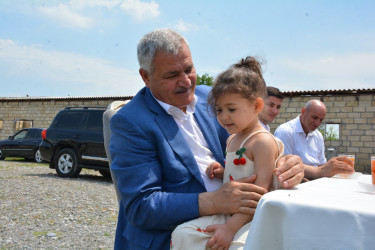 Tərtər Rayon İcra Hakimiyyətinin başçısı fermer Elbrus Salahova məxsus heyvandarlıq təsərrüfatına baxış keçirib