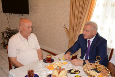 İcra başçısı Tərtər Rayon Mərkəzi Xəstəxanası PHŞ-nin direktor müavini-baş həkim Bəkir Nağıyevi 70 illik yubileyi münasibətilə təbrik edib
