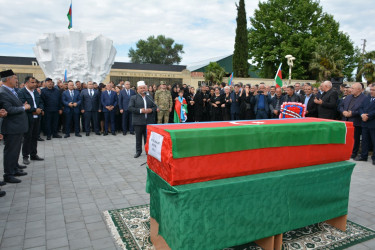 Birinci Qarabağ müharibəsinin şəhidi Ədalət Əliyev Tərtərdə torpağa tapşırılıb