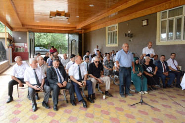 Rayon rəhbərinin növbəti səyyar-qəbul görüşü Hacallı kəndində keçirilib