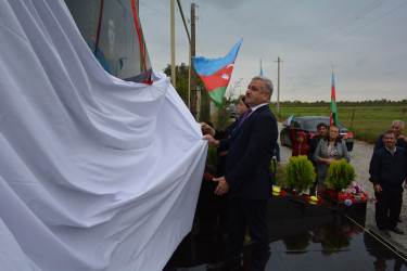 Sarov kəndində şəhid Şirinli Nurlan Qədir oğlunun xatirəsinə inşa edilmiş  abidənin açılışı olub