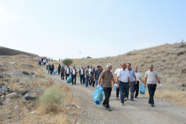 “Konstitusiya və Suverenlik İli” çərçivəsində Tərtər çayının sahilində təmizlik aksiyası keçirilib